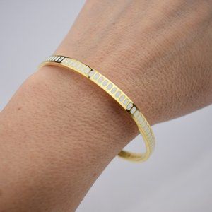 Kate Spade Women's Gold-Tone Bangle with White Enamel – "Come Full Circle"